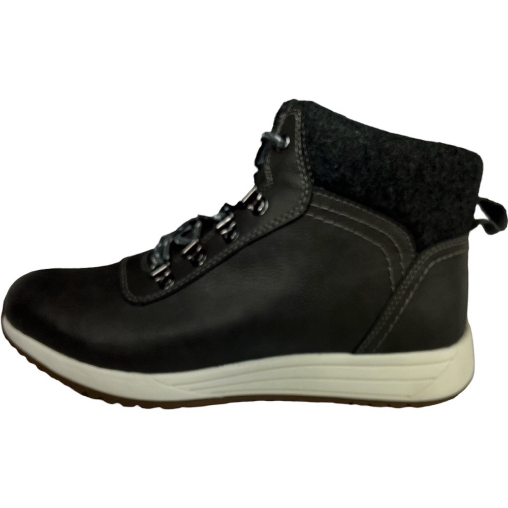 10 Khombu Clara Boots Lace Up Ankle All Weather Winter Snow Rain 1348317